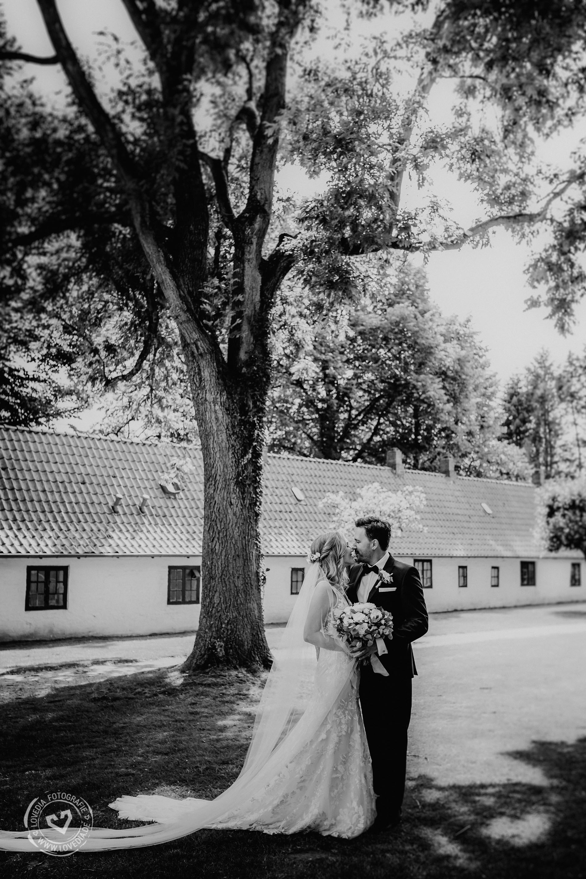 Als Hochzeitsfotografin begleitete ich das Brautpaar in der Ahrensburger Schlosskirche