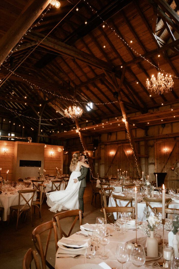 Hochzeitsfotograf Videograf Hamburg Trauung auf FarmInn in Kakerbeck Wittingen