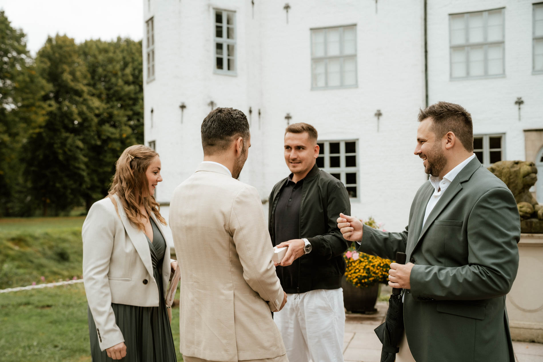 Hochzeitsfotograf Videograf Hamburg Schloss Ahrensburg Standesamtliche Trauung